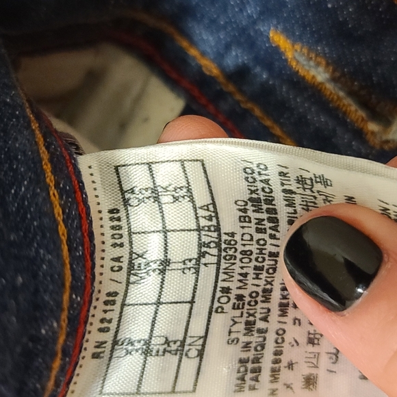 Guess distressed jeans 33×33 - Picture 9 of 10